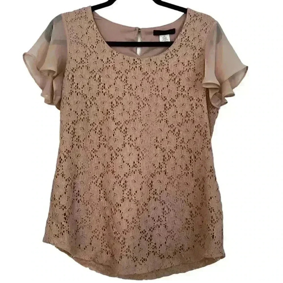 Jennie & Marlis Lace Blouse - Picture 1 of 8